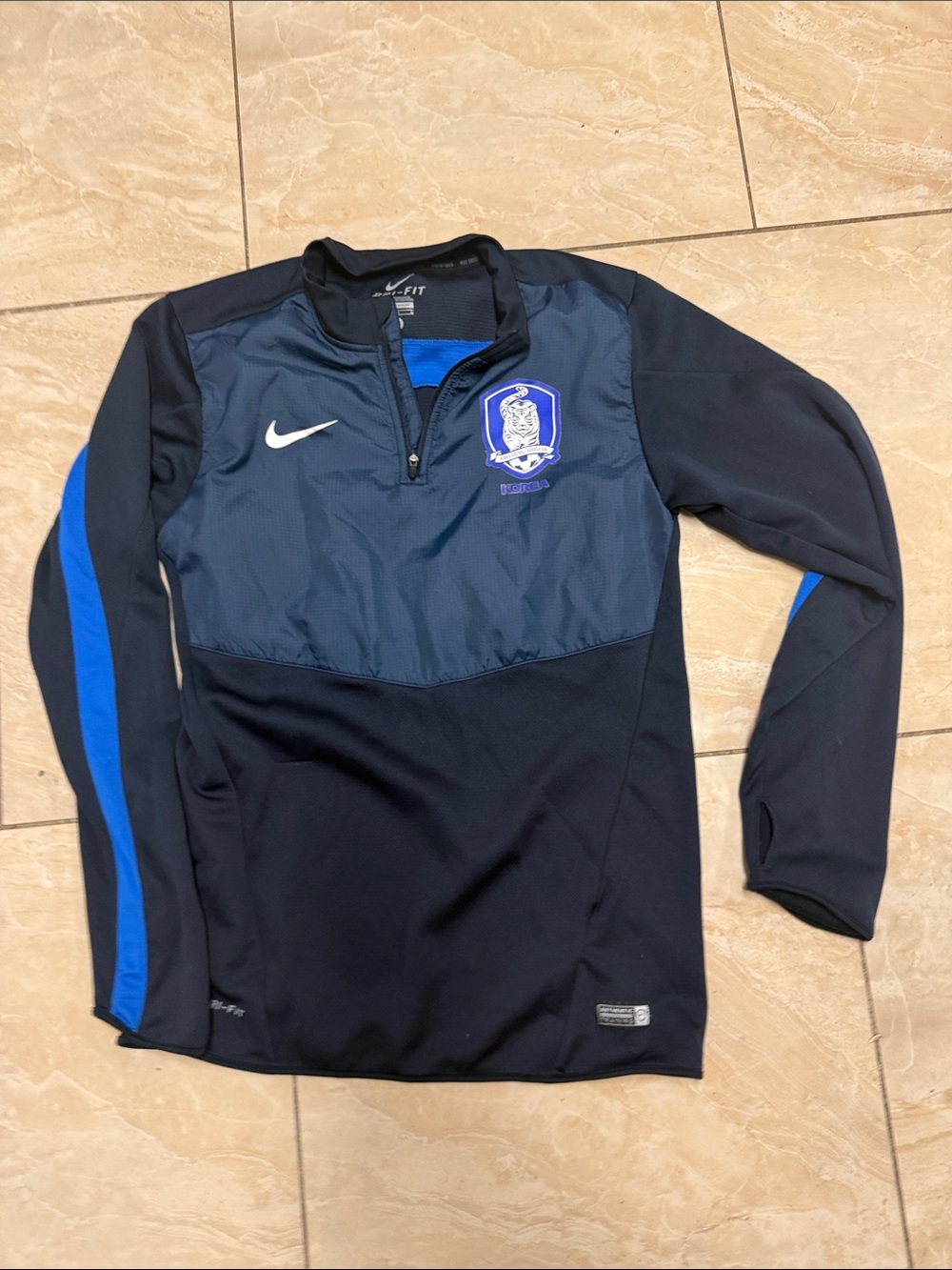Nike Korea Football Association Men’s Black and Blue Long Sleeve Pullover